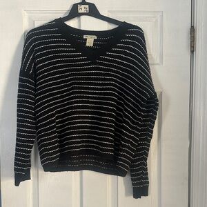 Cotton Emporium Black and White V-Neck Sweater ; size medium
